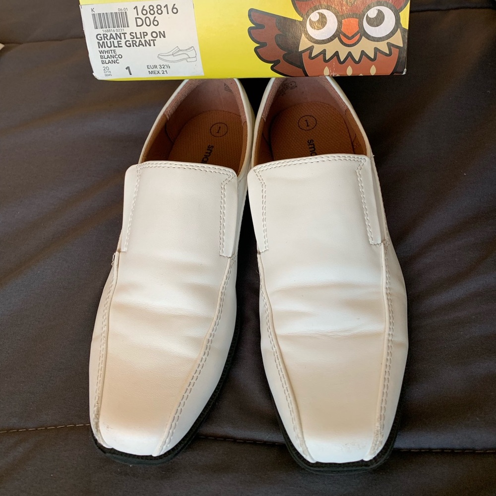 Boys Dress Shoes, worn twice.